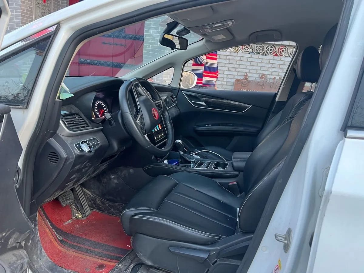 BYD MAX 2018 1.5T 7 7