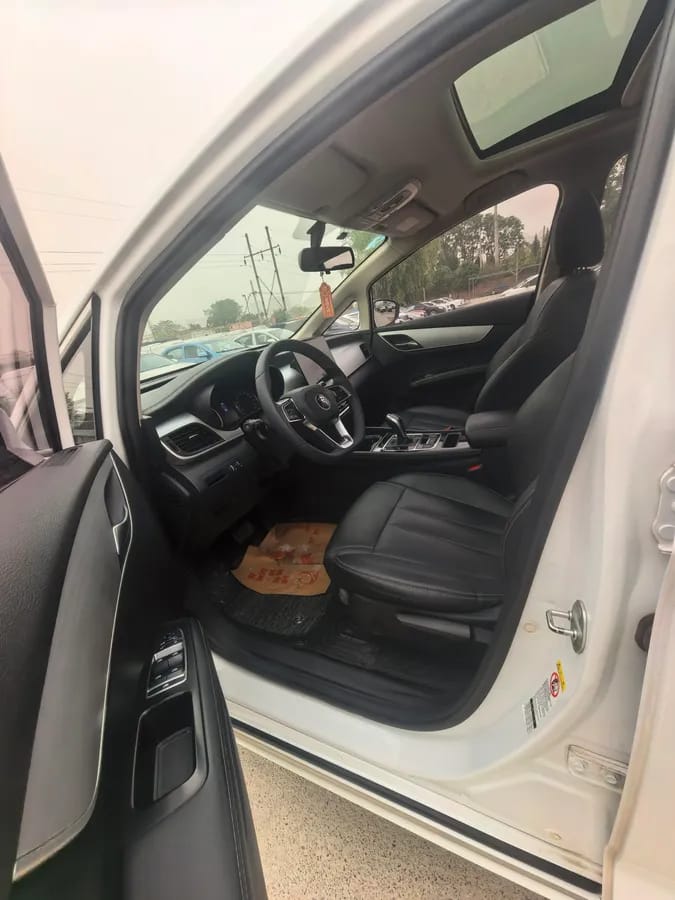 BYD MAX 2021 1.5T 7 4