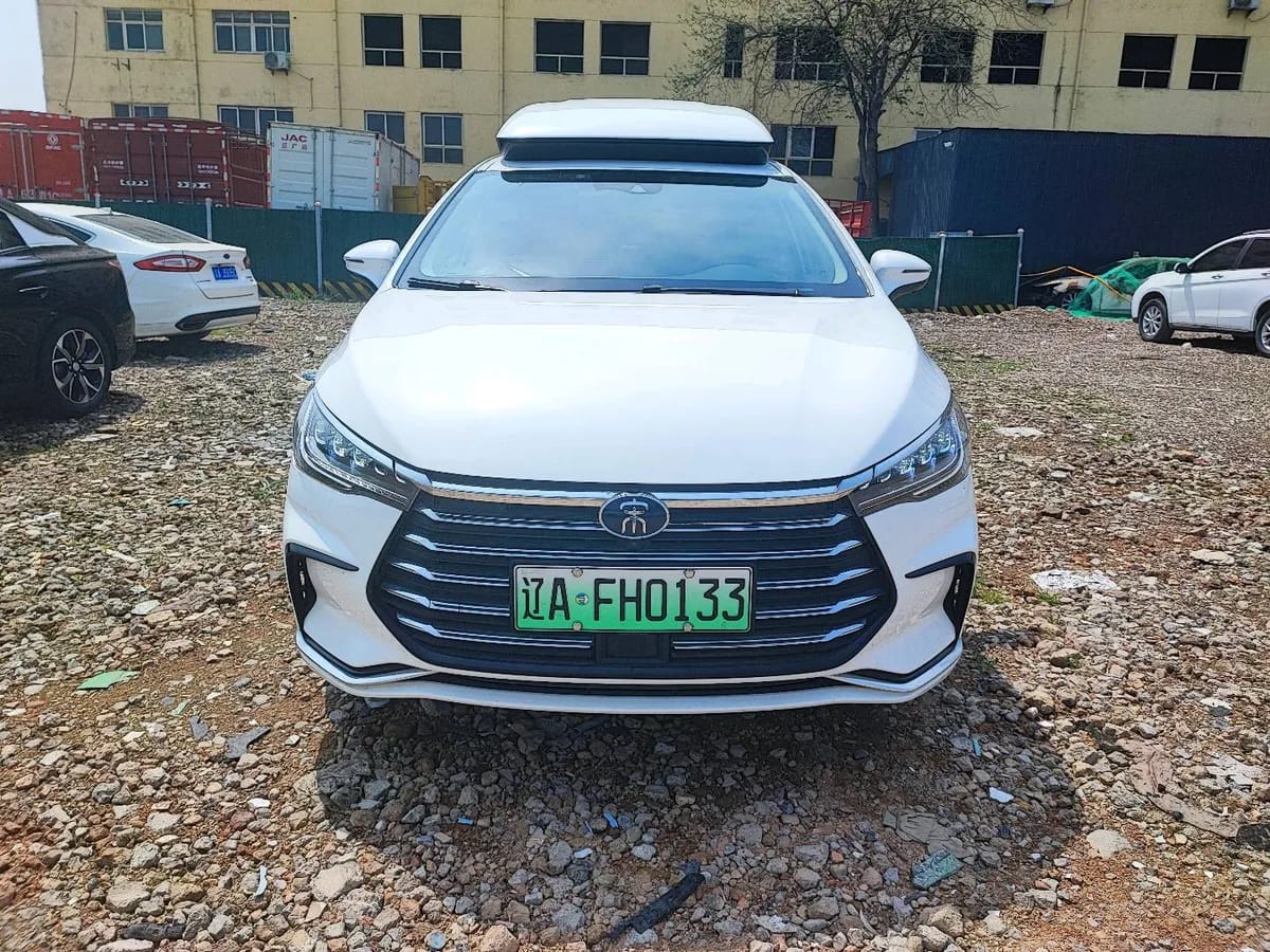 BYD MAX 2022 DM-i 105KM 2