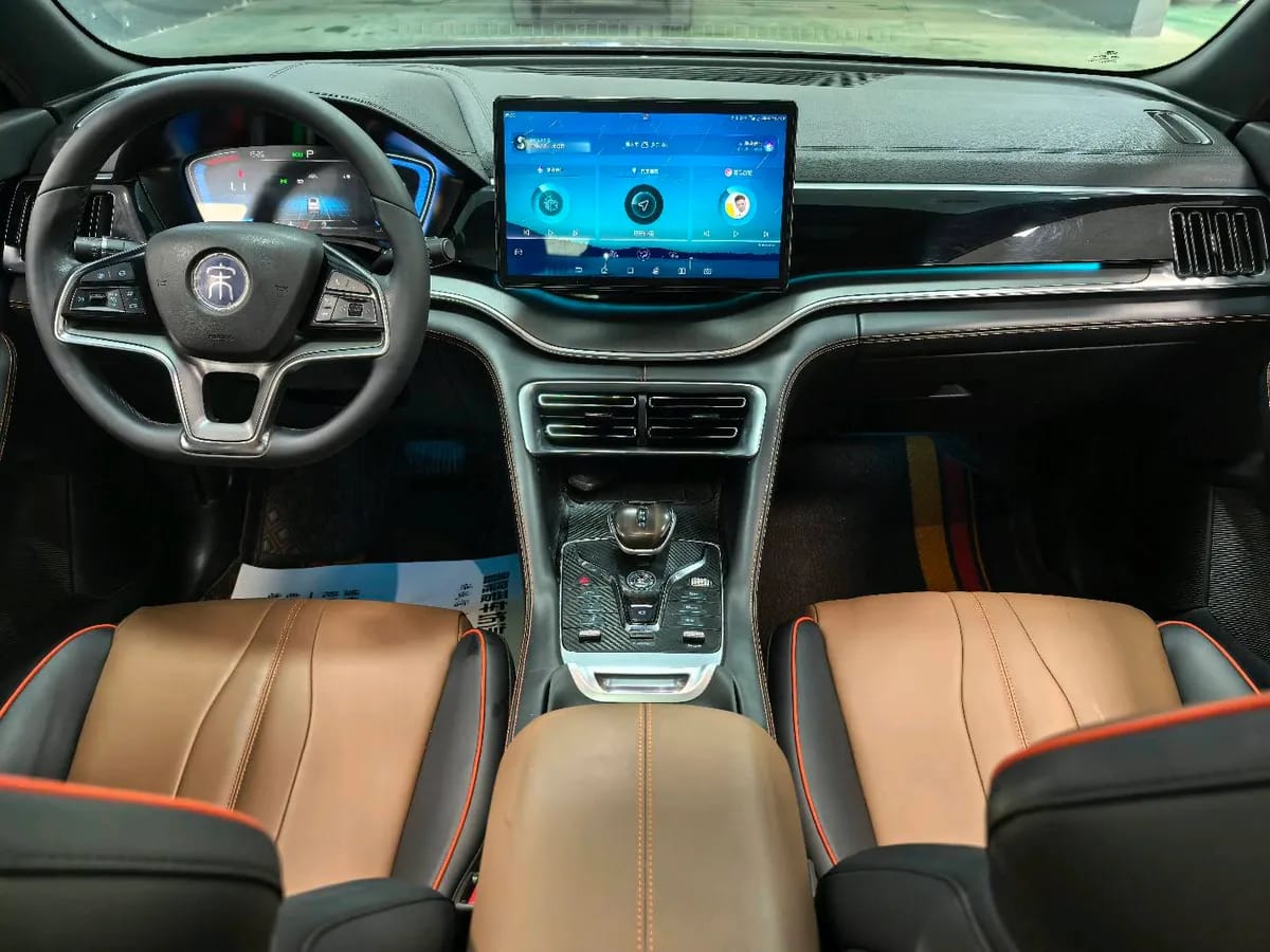 BYD PLUS 2020 1.5T 5