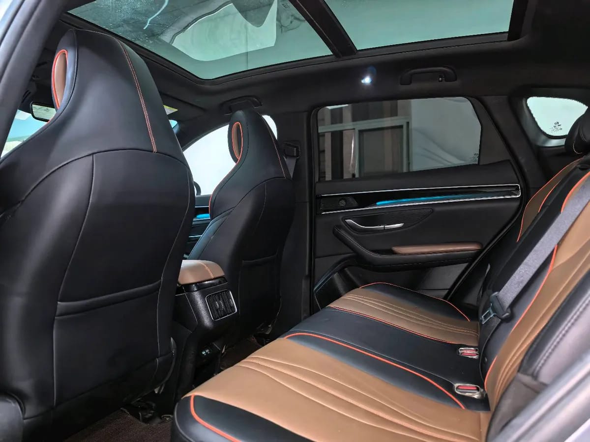 BYD PLUS 2020 1.5T 8