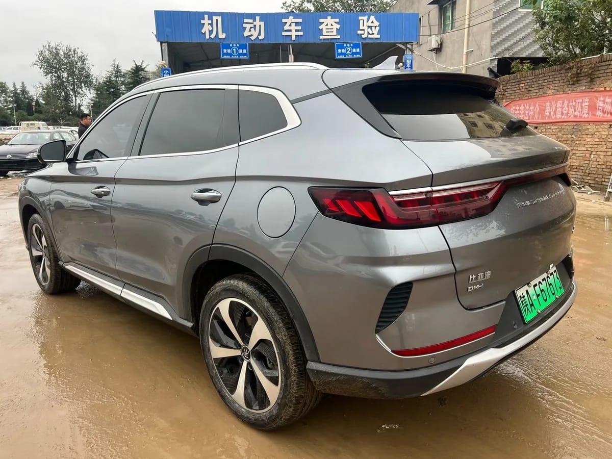 BYD PLUS 2021 DM-i 110KM 6