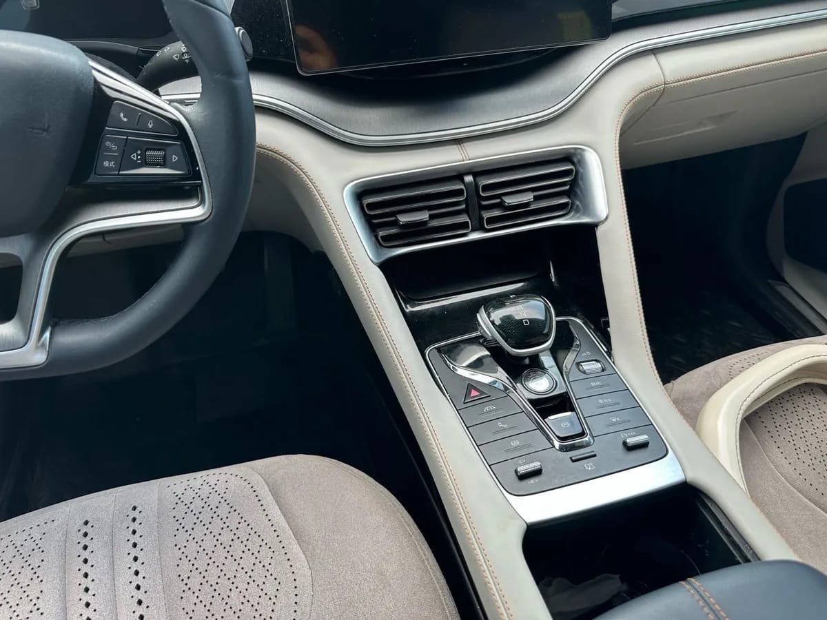 BYD PLUS 2021 DM-i 110KM PLUS 5G 5