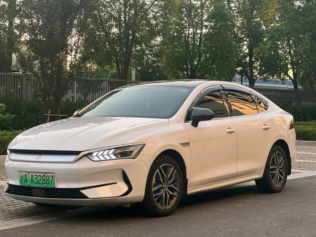 BYD PLUS 2021 EV 420KM 3
