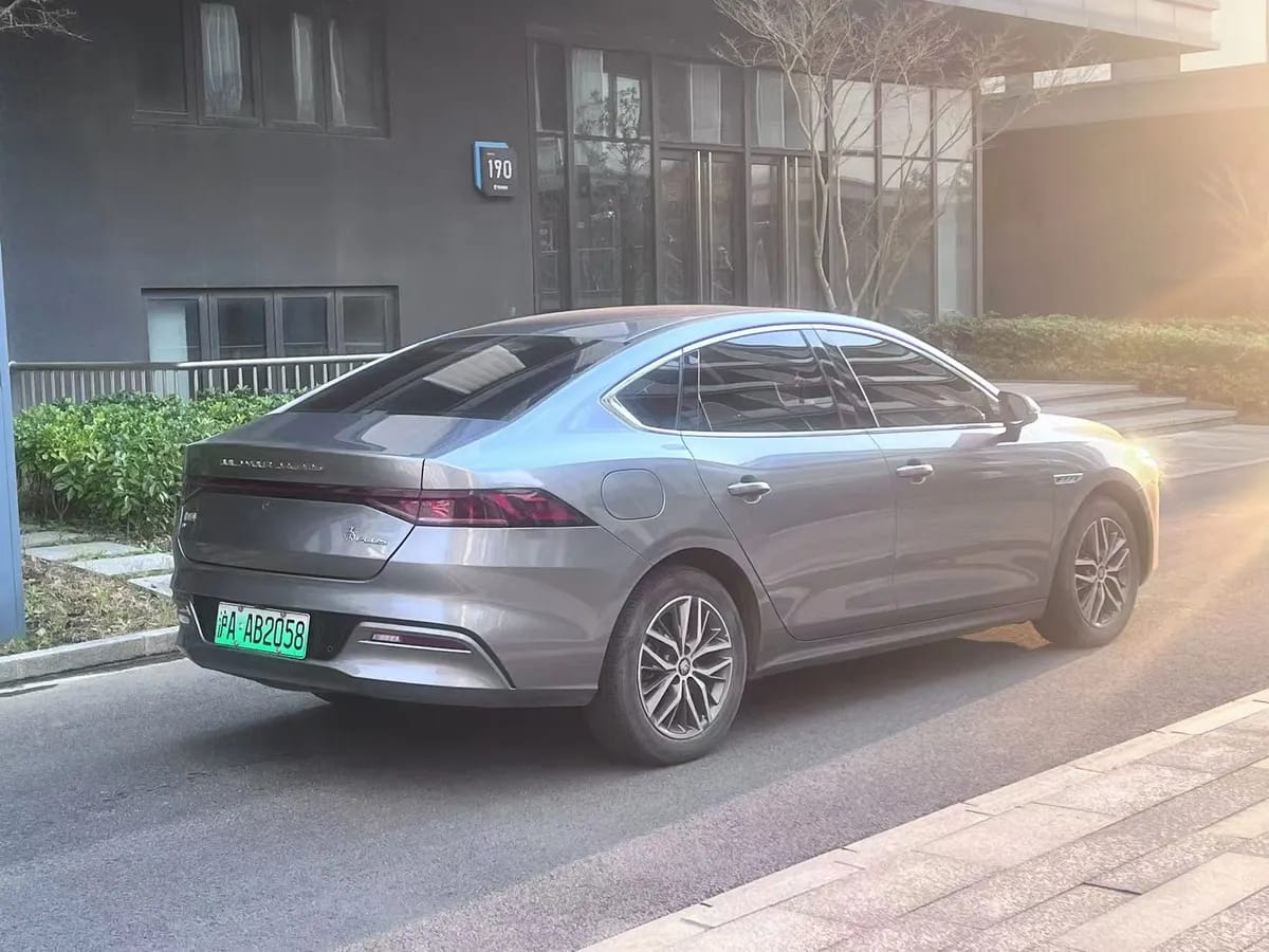 BYD PLUS 2021 EV 500KM 3