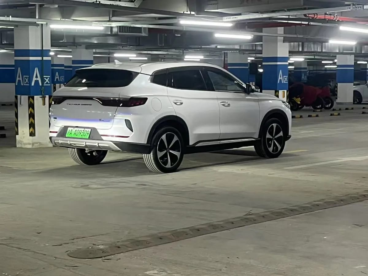 BYD PLUS 2021 EV 5