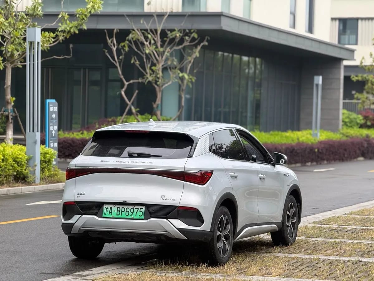 BYD PLUS 2022 510KM 6