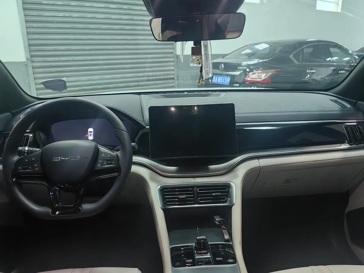 BYD PLUS 2024 DM-i 110km PLUS 8
