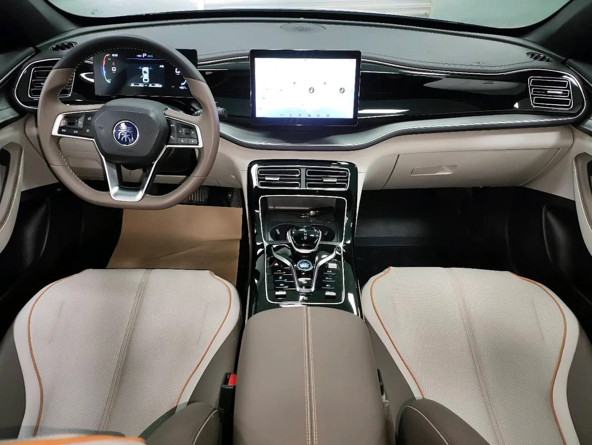 BYD PLUS 2024 DM-i 55KM 5