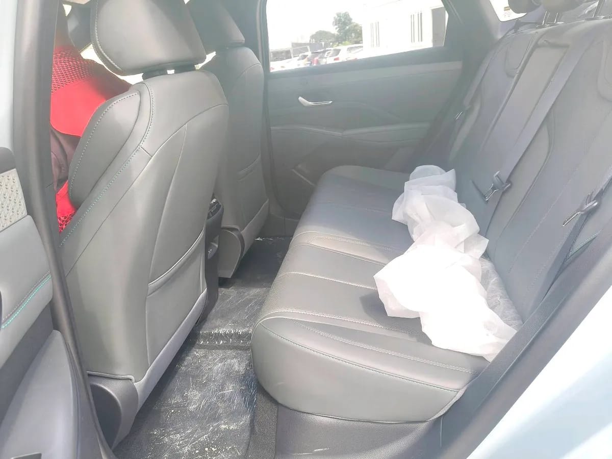 BYD PLUS 2026 DM-i 210KM 3