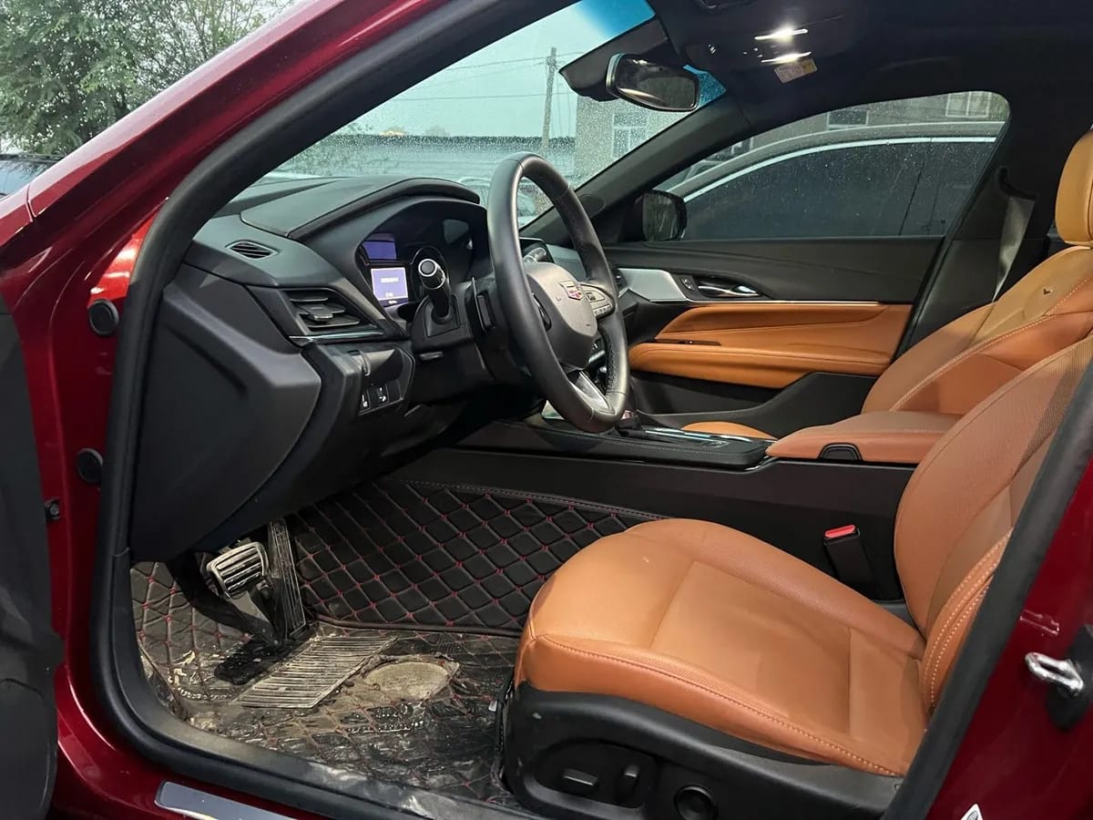 Cadillac CT4 2021 28T 8