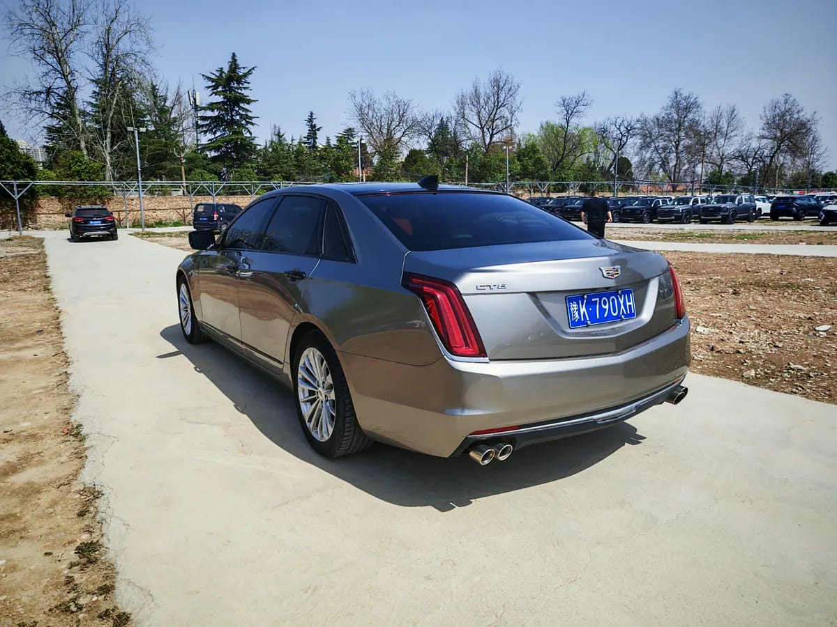 Cadillac CT6 2017 28T 5