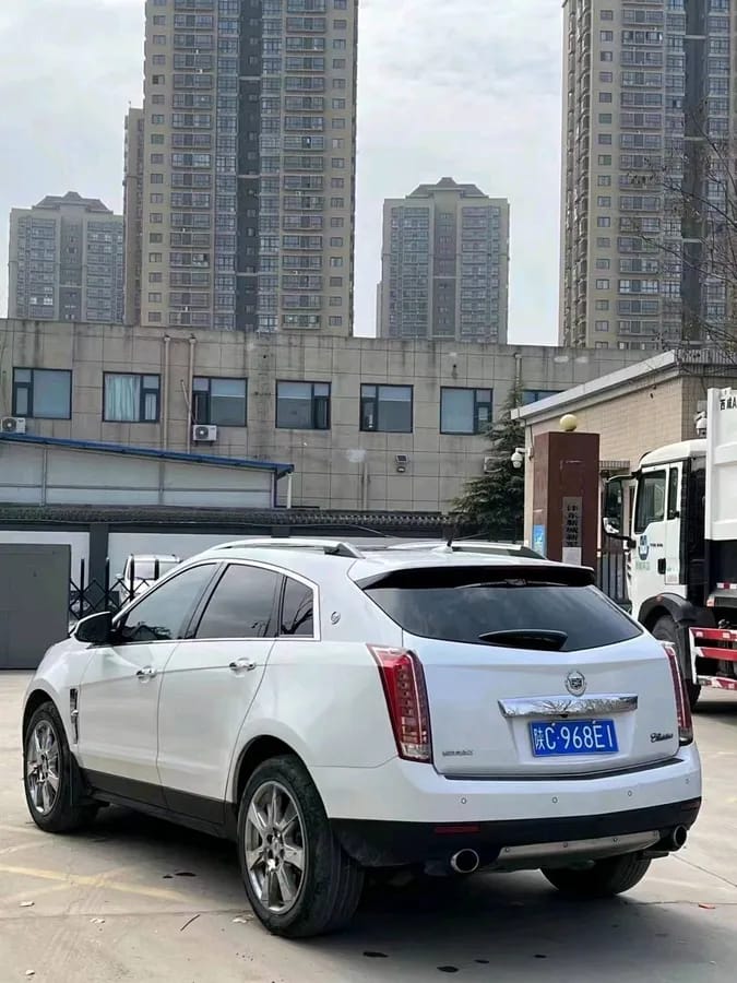 Cadillac SRX 2011 3.0L 9