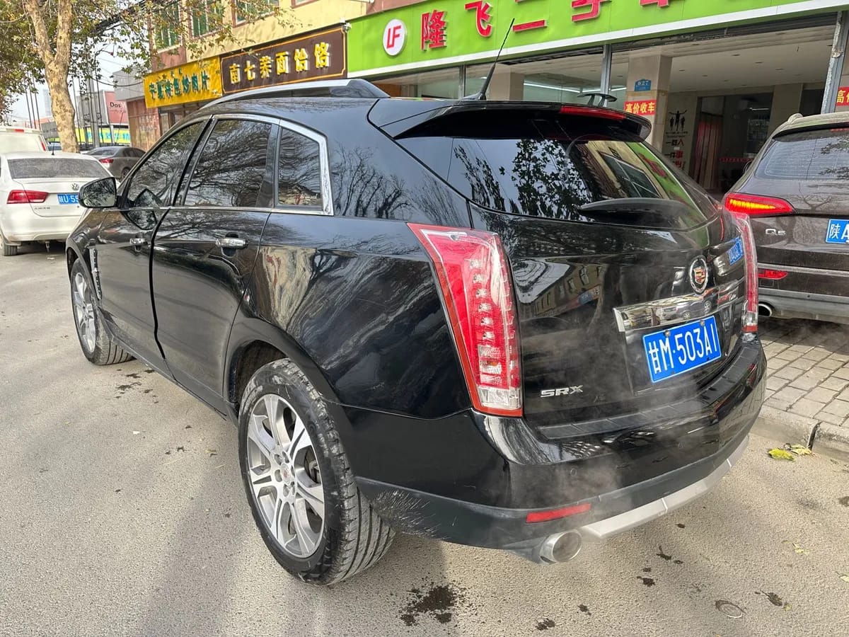 Cadillac SRX 2012 3.0L 7