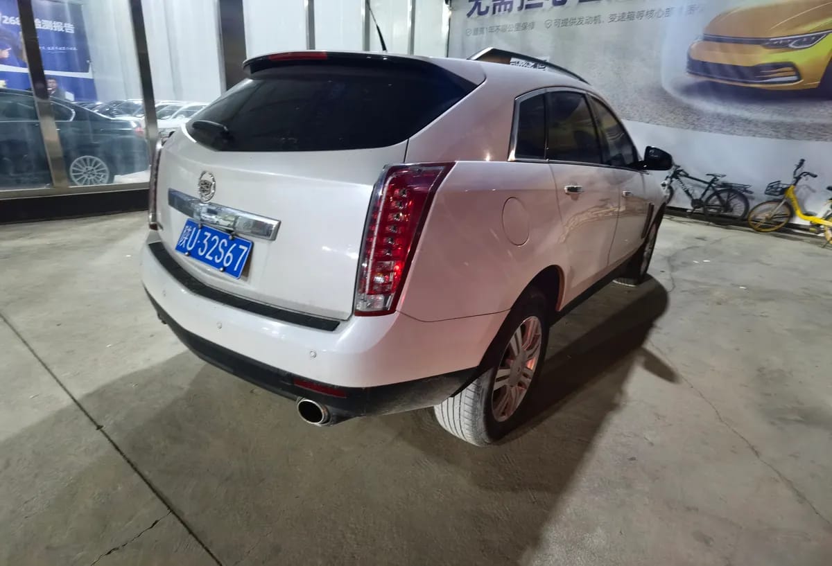 Cadillac SRX ( ) 2015 3.0L 4