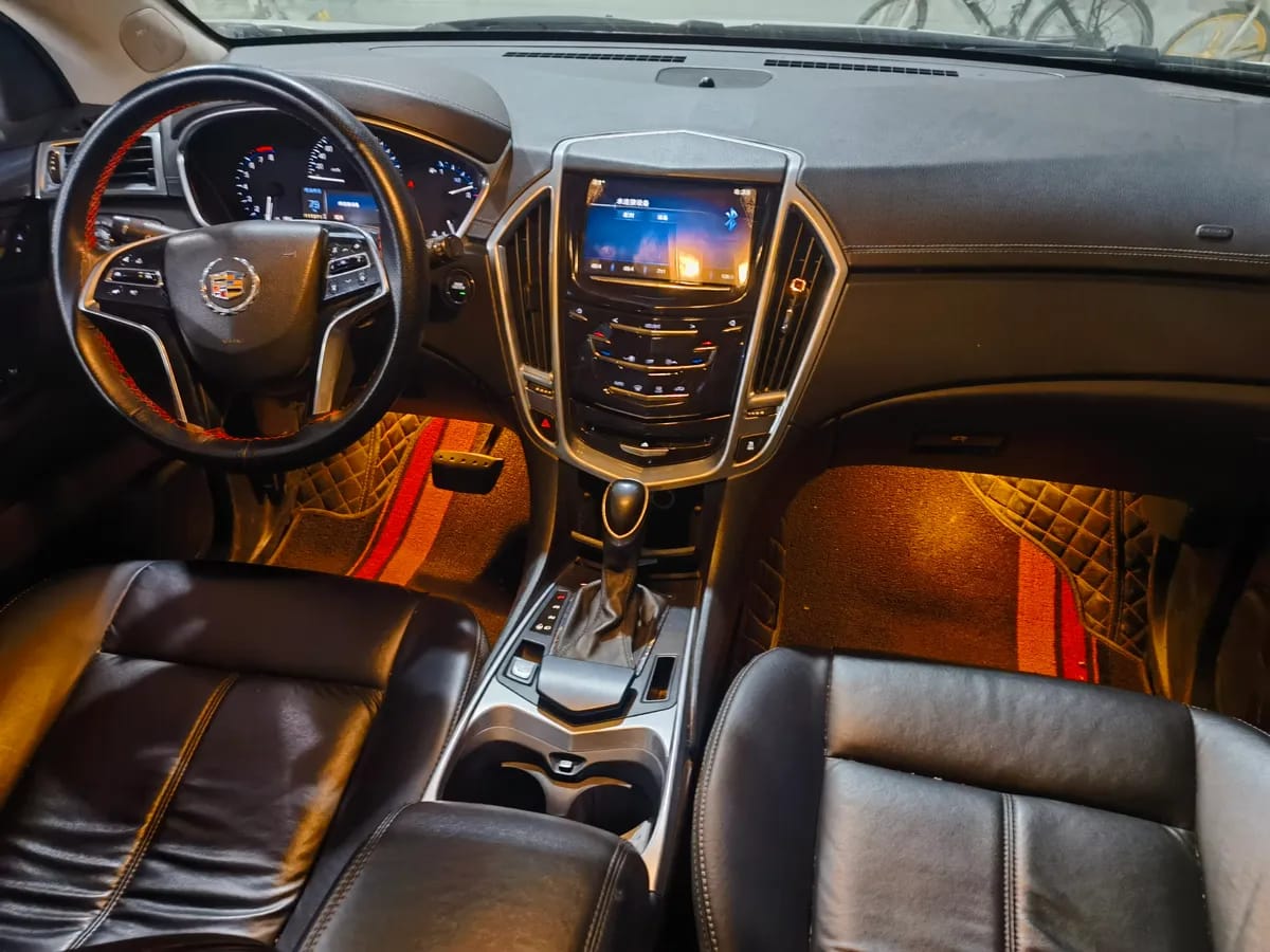 Cadillac SRX ( ) 2015 3.0L 5