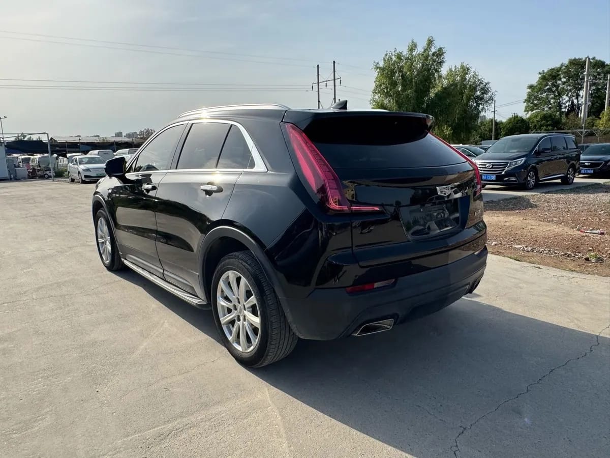 Cadillac XT4 2018 28T 5