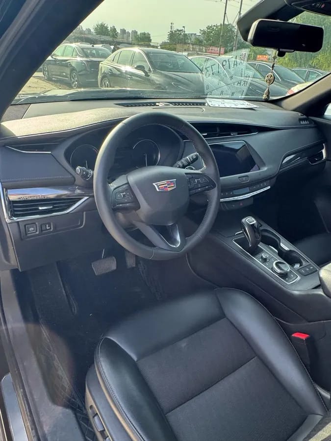 Cadillac XT4 2018 28T 7