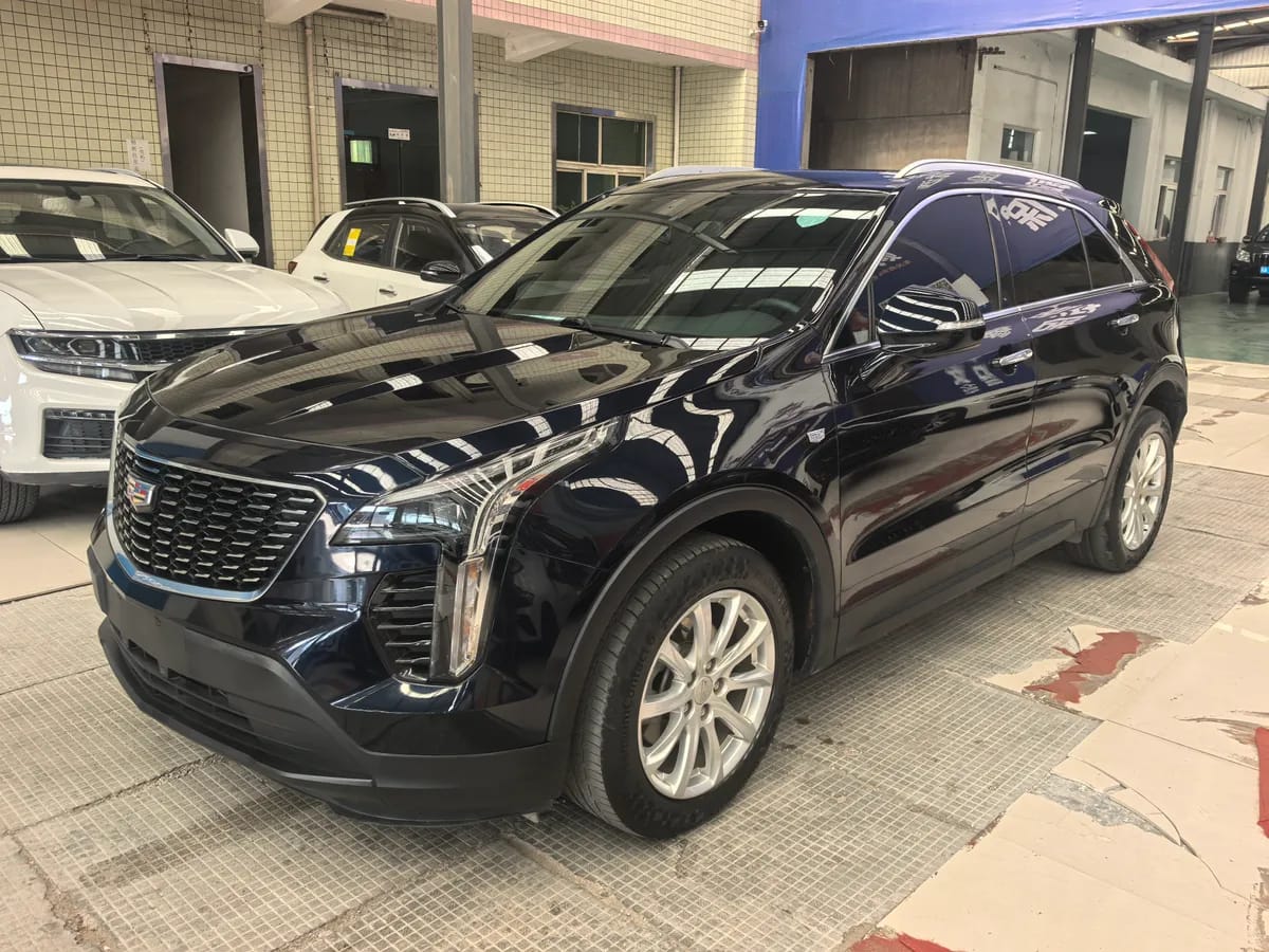 Cadillac XT4 2020 28T