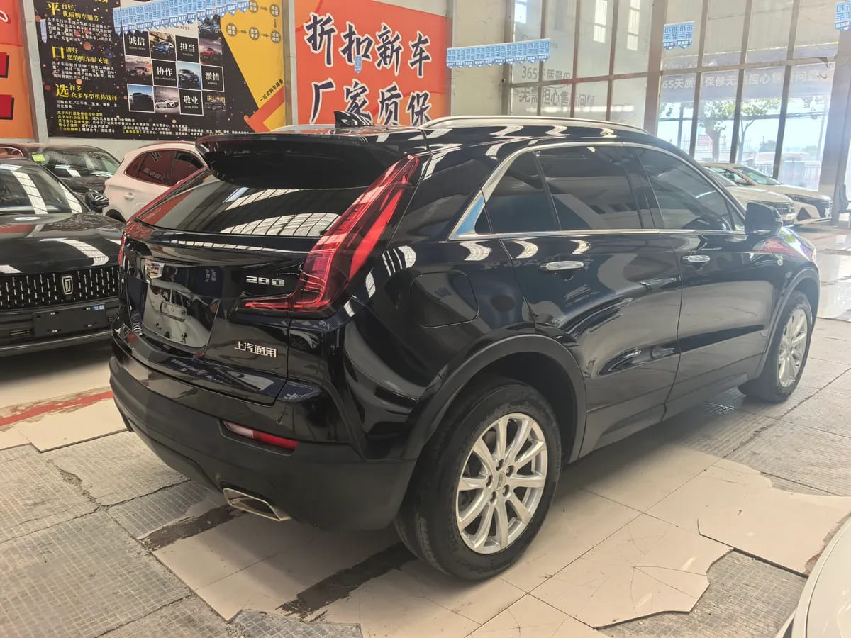 Cadillac XT4 2020 28T 6