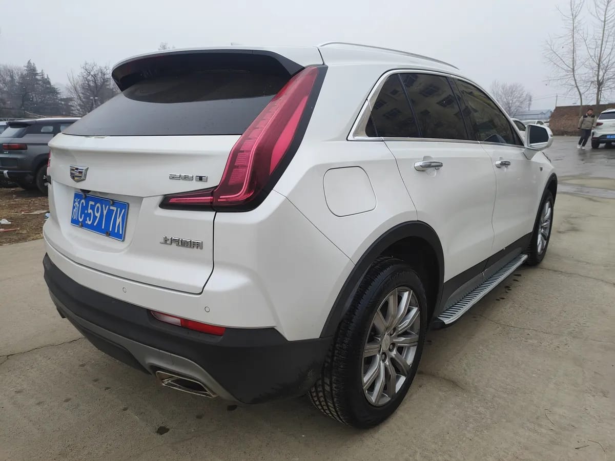 Cadillac XT4 2020 28T 6