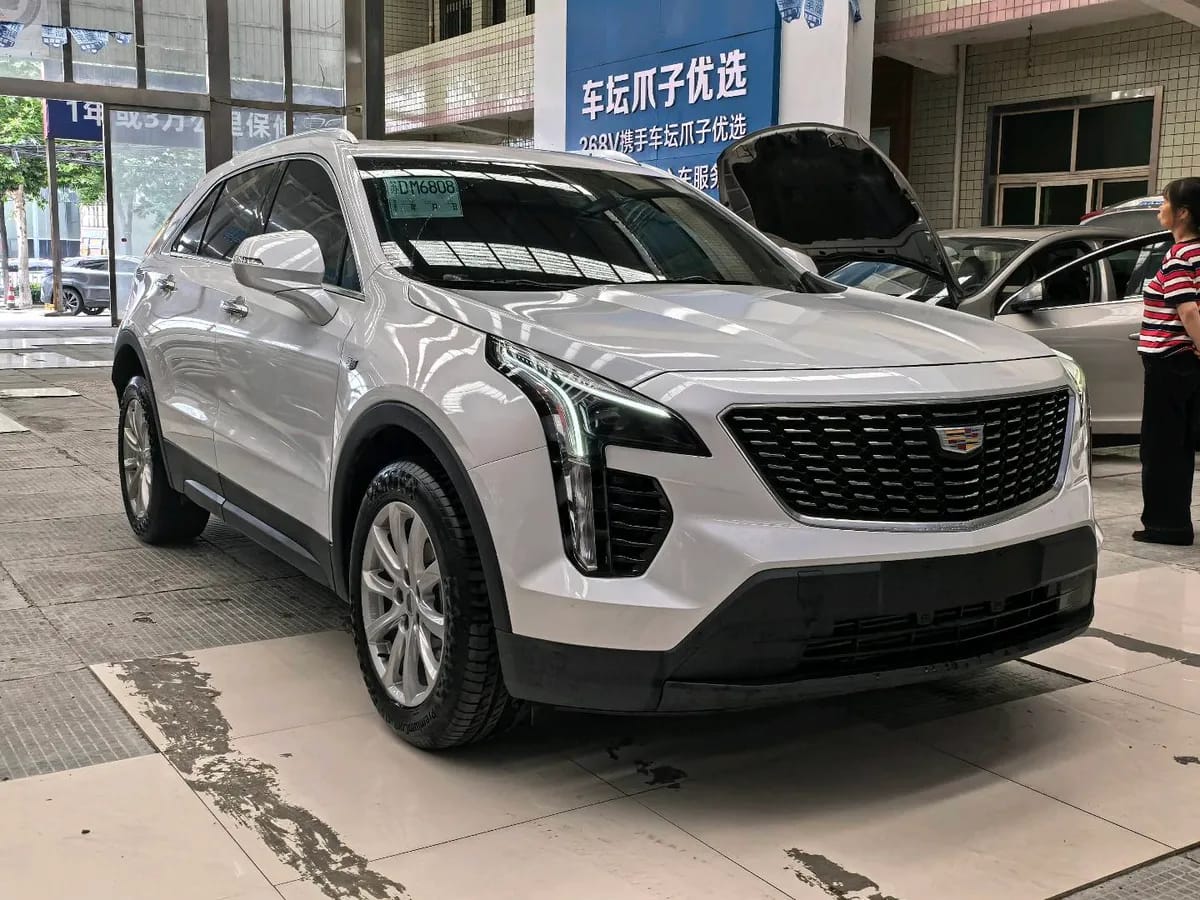 Cadillac XT4 2021 28T 3