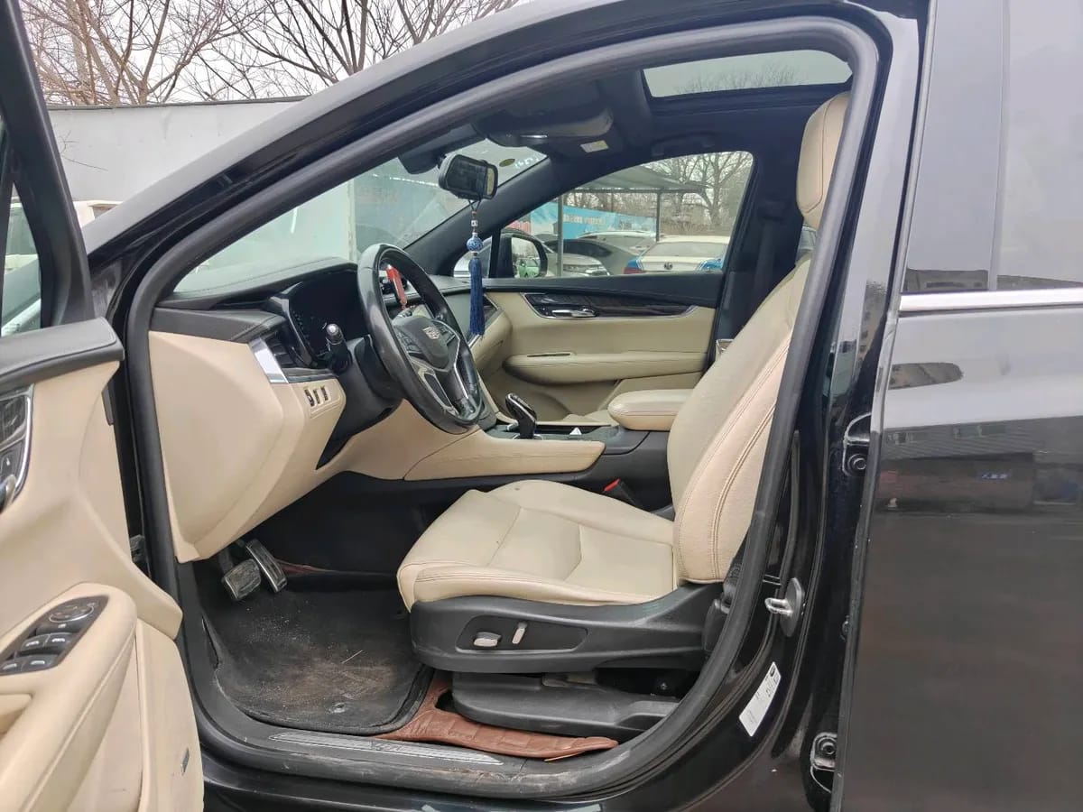 Cadillac XT5 2016 28T 4