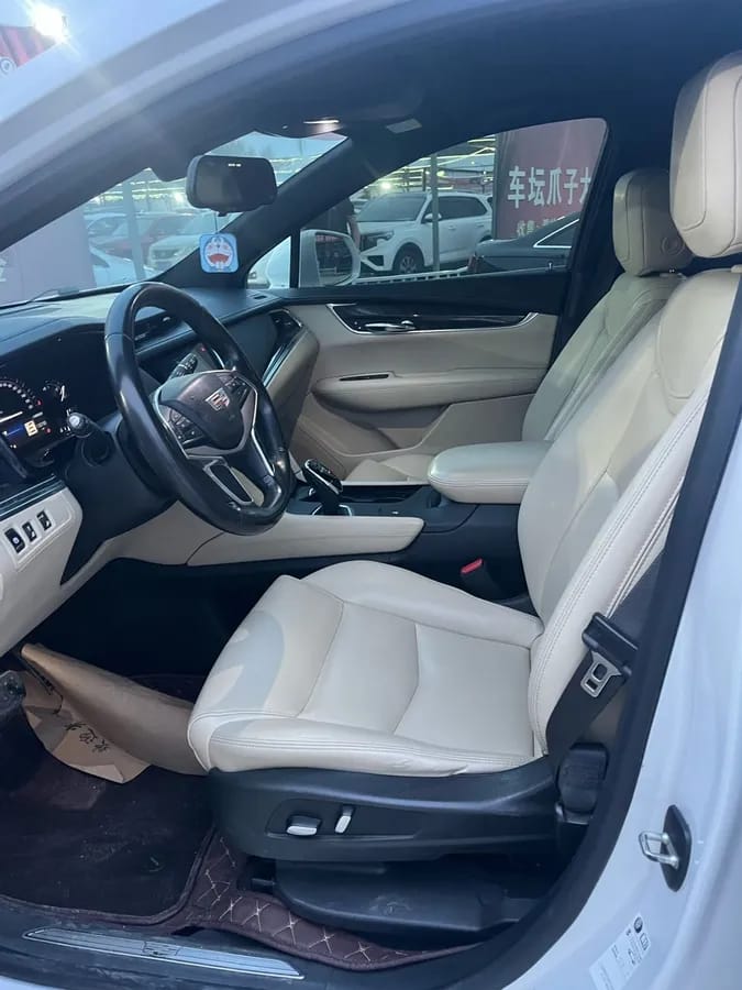 Cadillac XT5 2017 25T 4