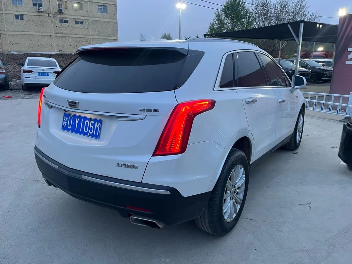 Cadillac XT5 2017 25T 10