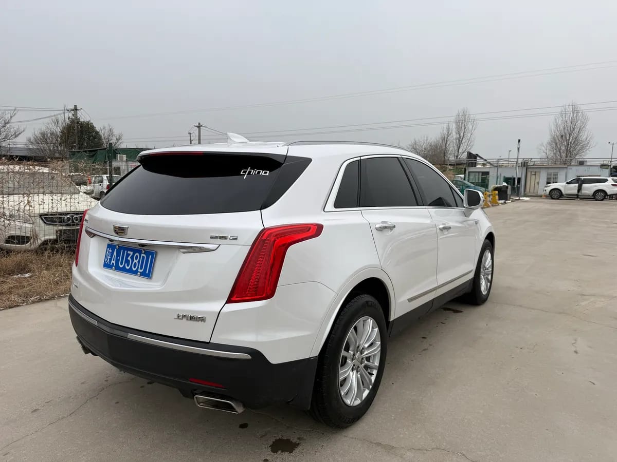 Cadillac XT5 2018 28E 6