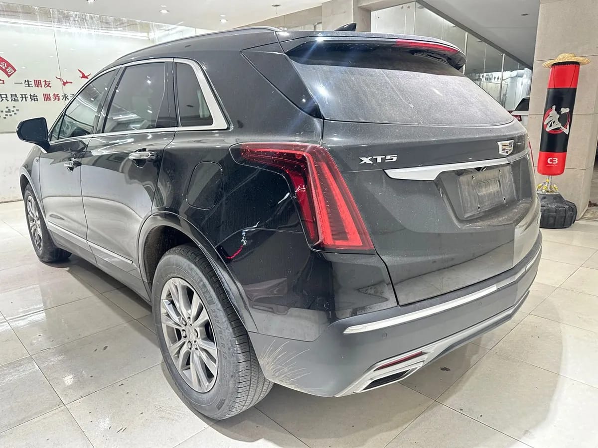 Cadillac XT5 2021 28T 8