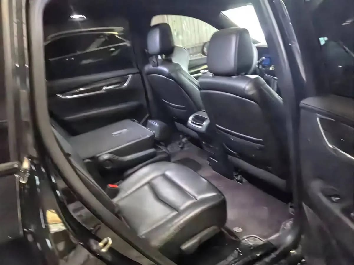 Cadillac XT6 2020 28T 8