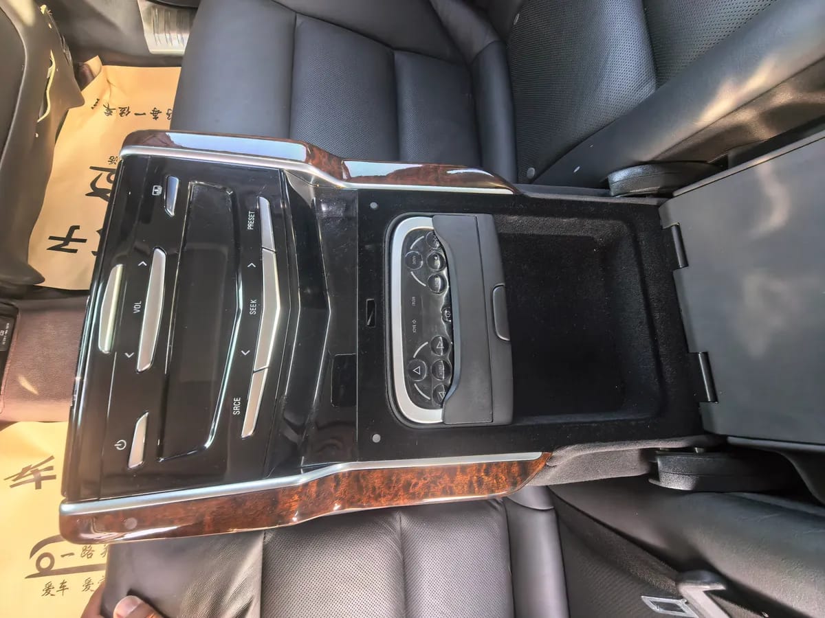 Cadillac XTS 2013 28T 7
