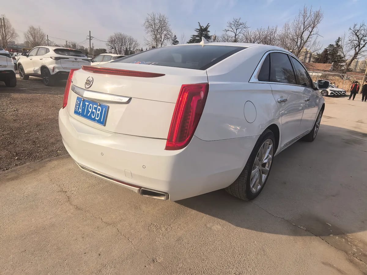 Cadillac XTS 2013 28T 9