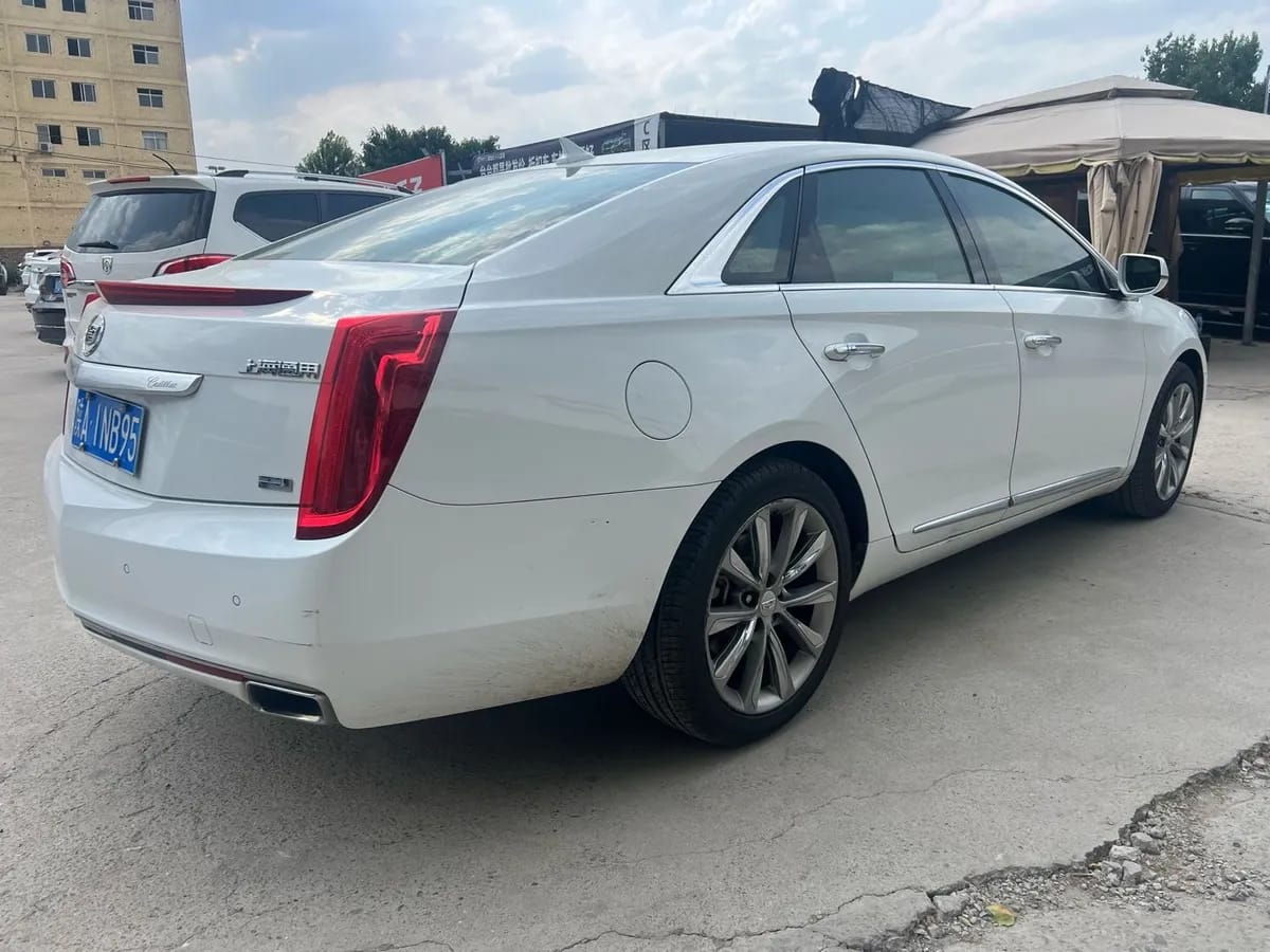 Cadillac XTS 2014 28T 4