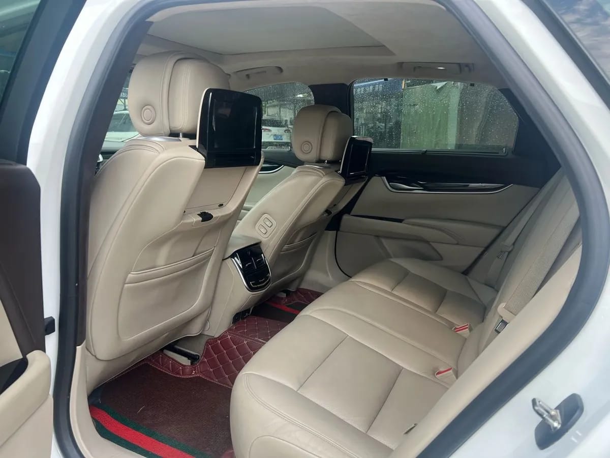 Cadillac XTS 2014 28T 8