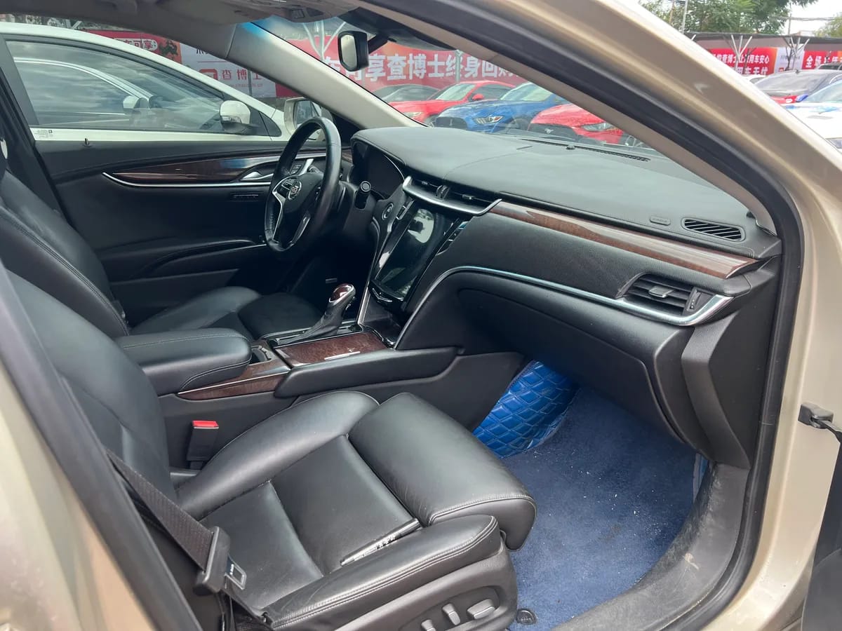 Cadillac XTS 2014 28T 5