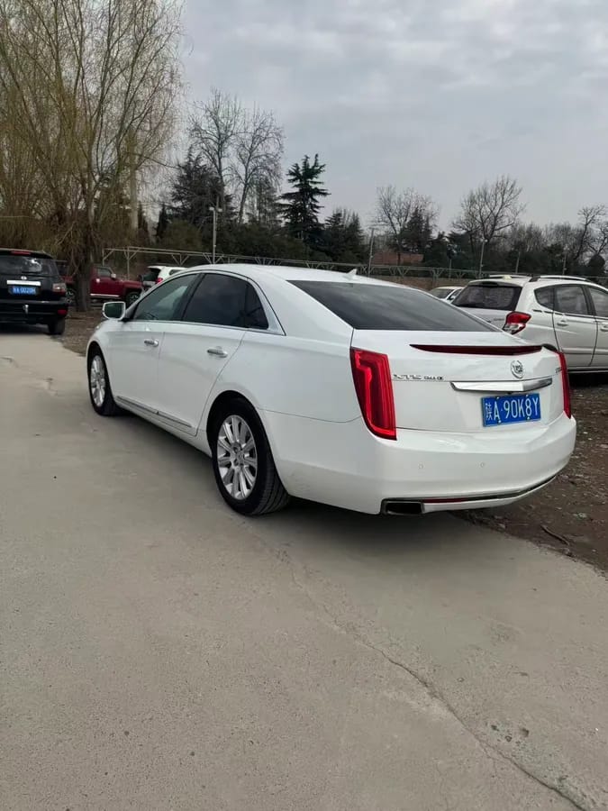 Cadillac XTS 2015 28T 7