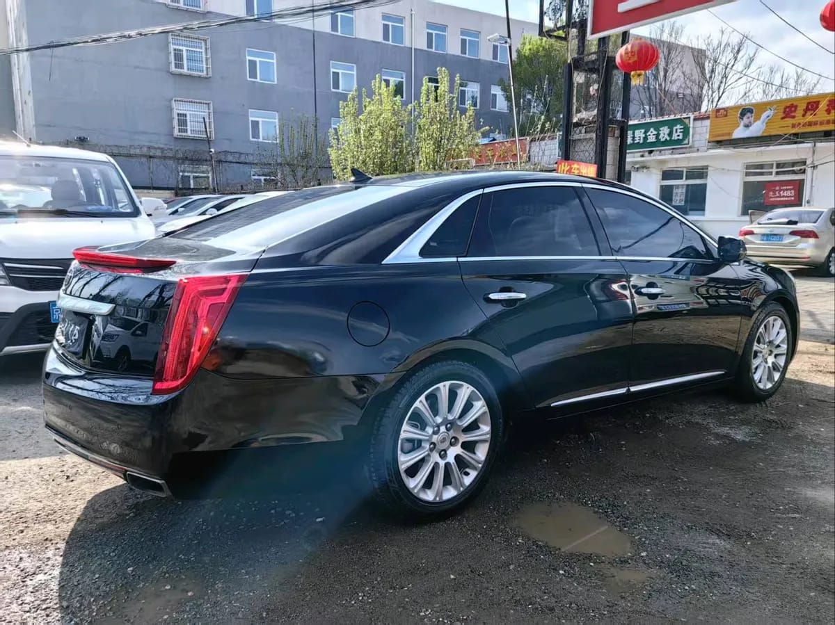 Cadillac XTS 2016 28T 2