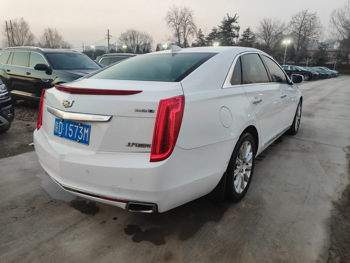 Cadillac XTS 2017 28T 3