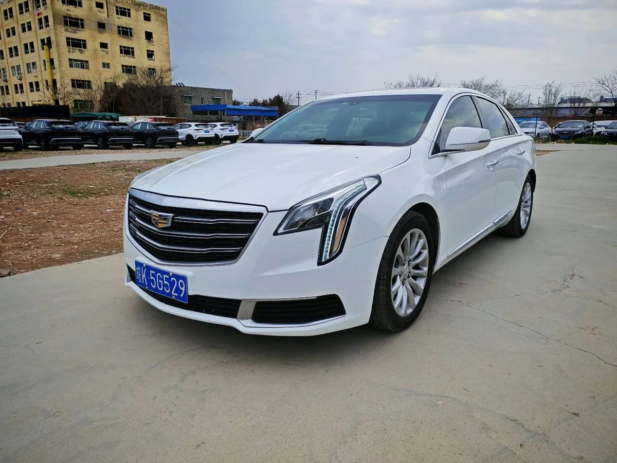 Cadillac XTS 2018 28T