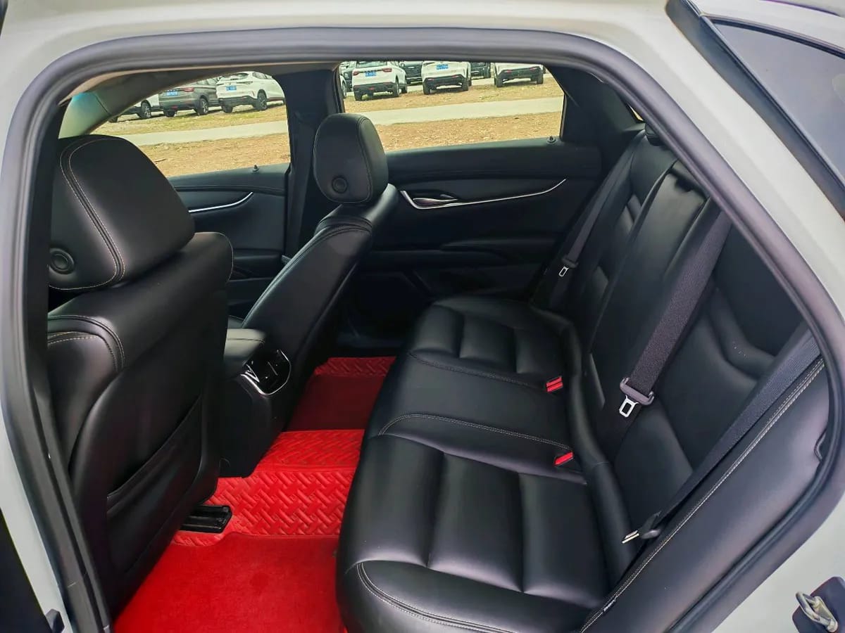 Cadillac XTS 2018 28T 8