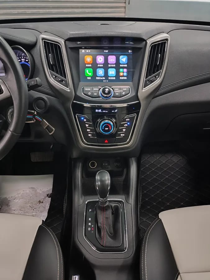 Changan CS35 2017 1.6L 7