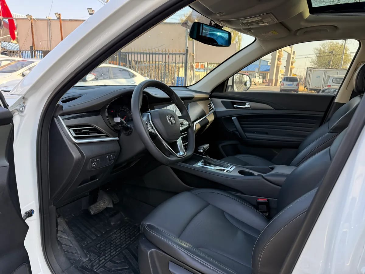 Changan CS35 PLUS 2019 1.4T DCT 4