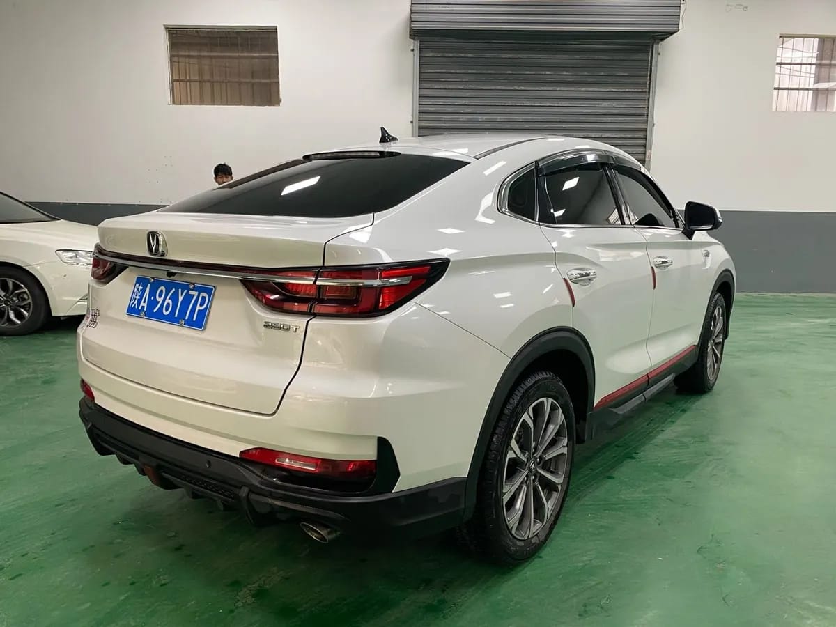 Changan CS85 COUPE 2021 1.5T DCT 4
