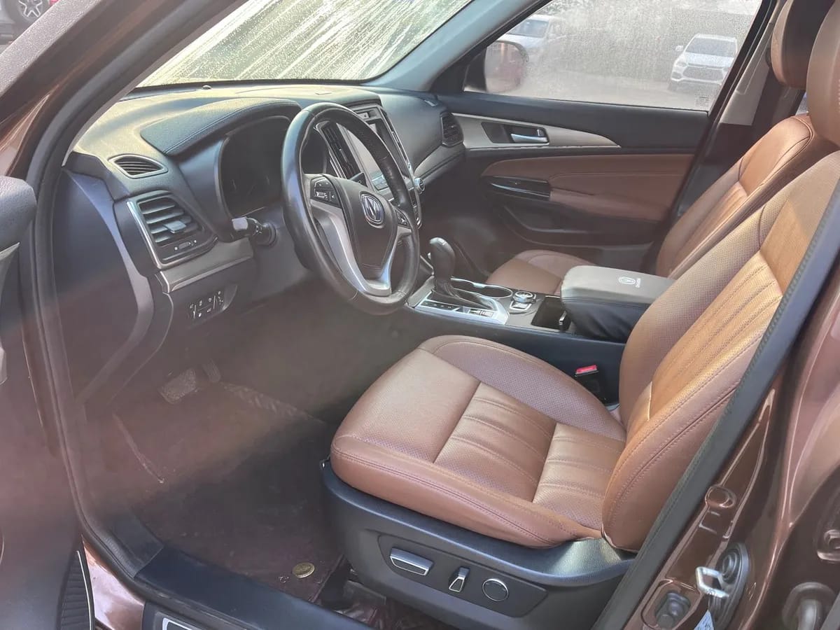 Changan CS95 2017 2.0T 3