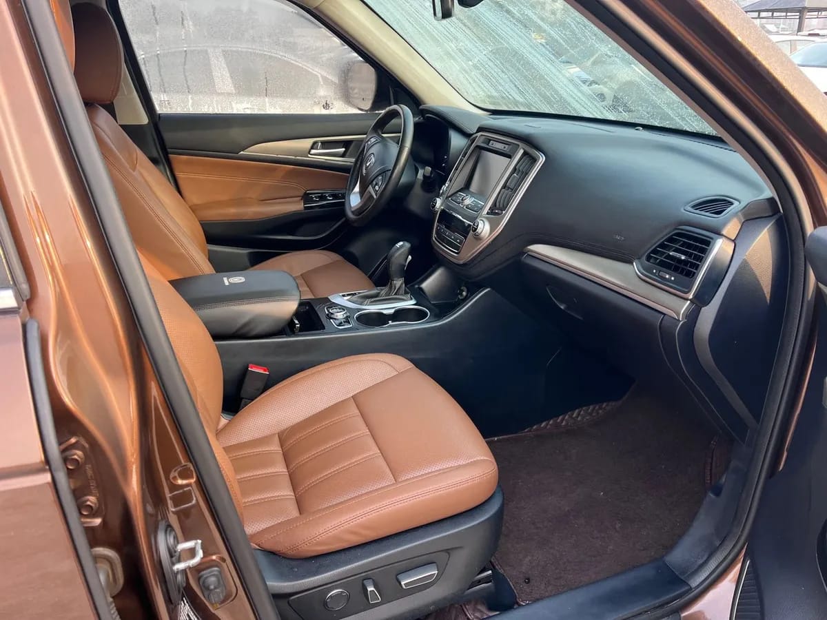 Changan CS95 2017 2.0T 10