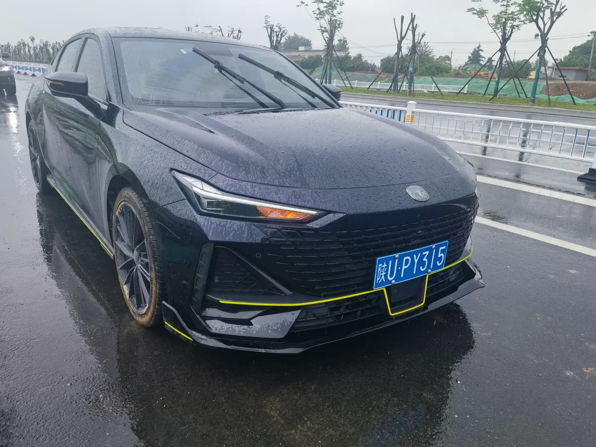 Changan UNI-V 2022 1.5T 2