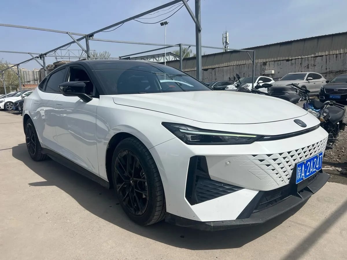 Changan UNI-V 2024 1.5T 3