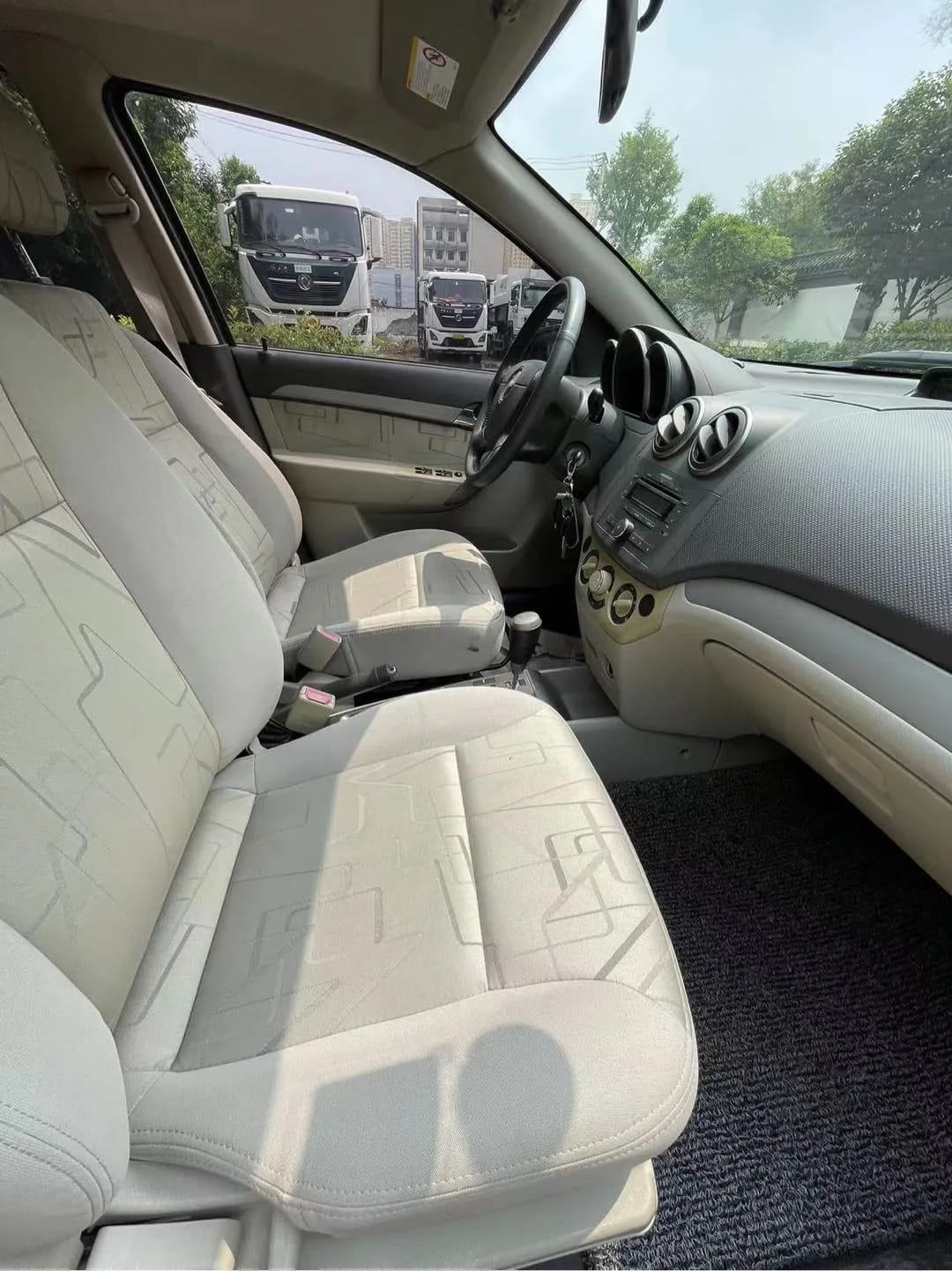 Chevrolet 2010 4